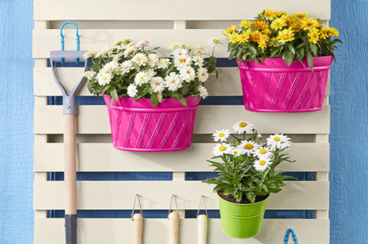 Garden organizer painted with Krylon Fusion Spray paint