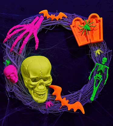 Halloween Spooky Skeleton Wreath Project